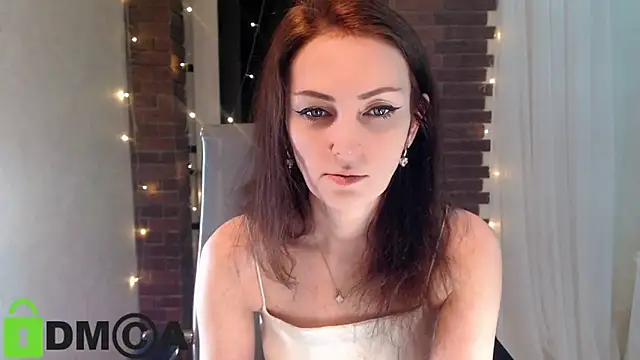 Snapshot of ms_kelarini chatting on March 5, 3:41 pm ms kelarini online show from March 5, 3:41 pm