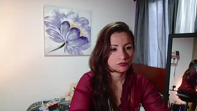 vanessabrown  online show from December 16, 1:22 pm