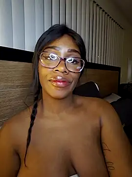 Snapshot of lollycoco chatting on December 3, 7:16 am lollycoco online show from December 3, 7:16 am