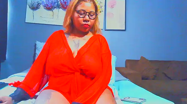 PearlSexxy69 online show from February 11, 4:33 am