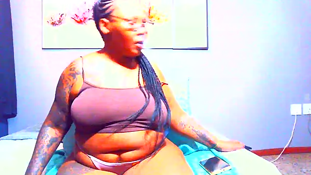 PearlSexxy69 online show from February 28, 7:56 pm