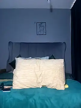 PearlSexxy69 online show from June 15, 5:20 am