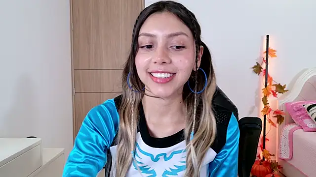 Sensualtease online show from September 27, 12:48 am