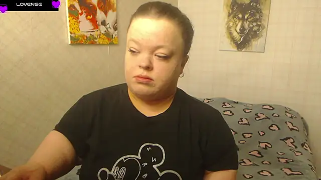 Janiffer MiMi online show from October 18, 4:41 pm