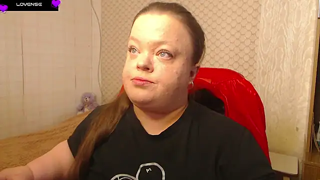 Janiffer MiMi online show from November 13, 7:40 am