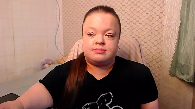 Janiffer MiMi online show from June 10, 4:17 pm