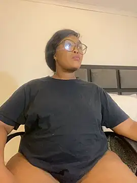 BADFATASS85 online show from January 28, 3:36 am