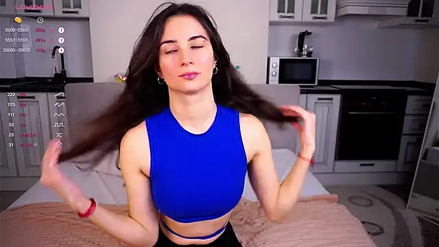 Holla Molly online show from February 25, 5:19 am