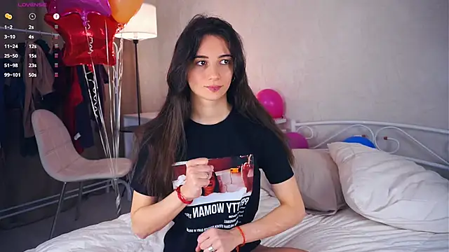 Holla Molly online show from March 22, 5:49 am