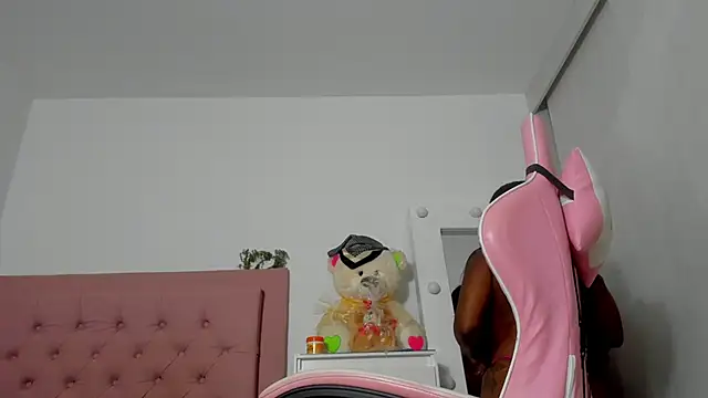 Lindsay-hii online show from January 9, 3:12 pm