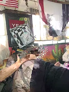 1-800-FUCKYOU online show from September 28, 10:48 pm