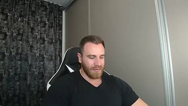 Thori92 online show from November 17, 4:57 pm