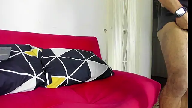 Snapshot of sweatyhairypig23 chatting on March 11, 7:58 am sweatyhairypig23 online show from March 11, 7:58 am