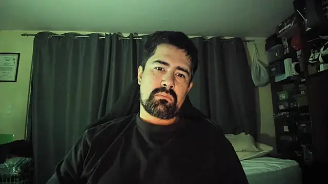 Snapshot of VonDoomdelToro chatting on October 8, 11:41 am VonDoomdelToro online show from October 8, 11:41 am