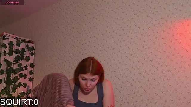 Snapshot of _aleksa_ chatting on December 27, 5:05 pm aleksa online show from December 27, 5:05 pm