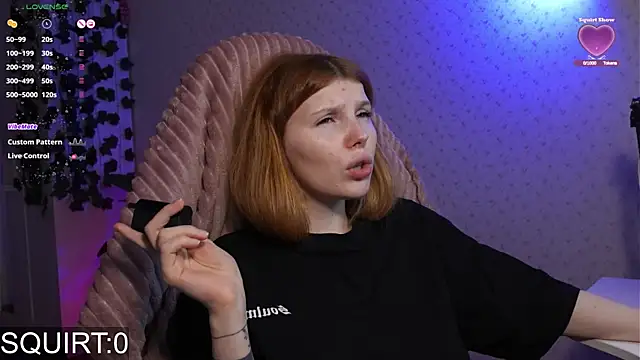 Snapshot of _aleksa_ chatting on February 1, 5:49 am aleksa online show from February 1, 5:49 am