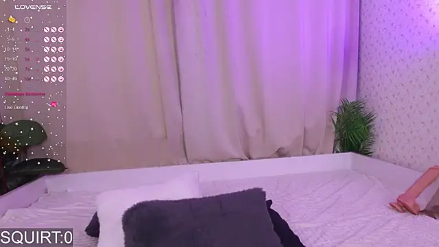 Snapshot of _aleksa_ chatting on September 8, 5:45 pm aleksa online show from September 8, 5:45 pm