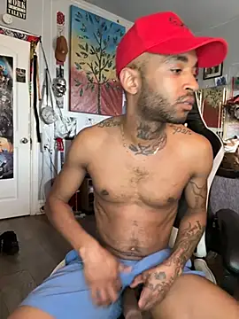 Snapshot of spideyzaddy chatting on March 30, 10:00 pm spideyzaddy online show from March 30, 10:00 pm