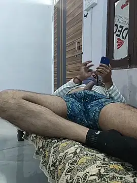 Snapshot of Lovingsol chatting on December 4, 5:28 am Lovingsol online show from December 4, 5:28 am