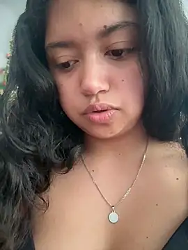 Peach Girll online show from May 27, 7:00 pm
