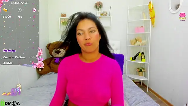 Snapshot of Mollywell chatting on September 12, 10:04 am Mollywell online show from September 12, 10:04 am