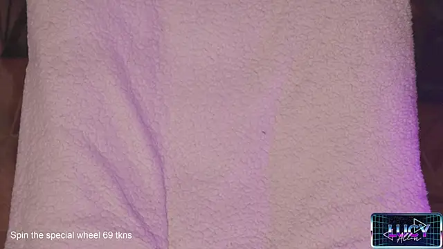 LucyAllenX online show from January 27, 9:44 pm