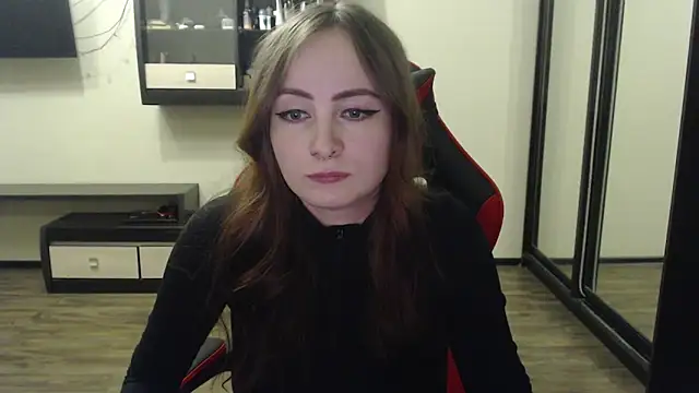 Laralianna online show from February 21, 4:37 pm