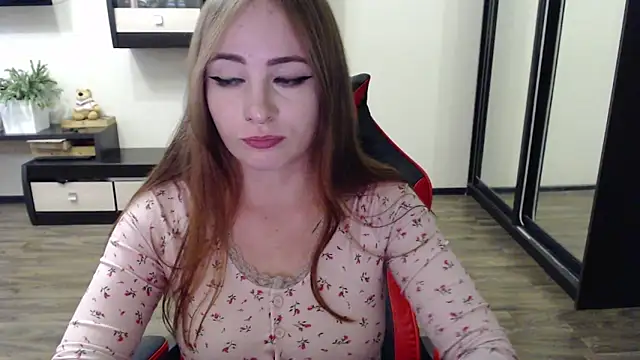 Laralianna online show from September 19, 1:34 pm