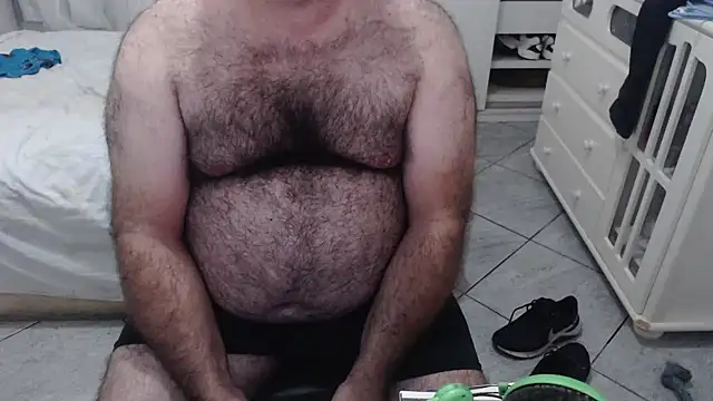 MysterBearMG online show from February 9, 11:46 pm