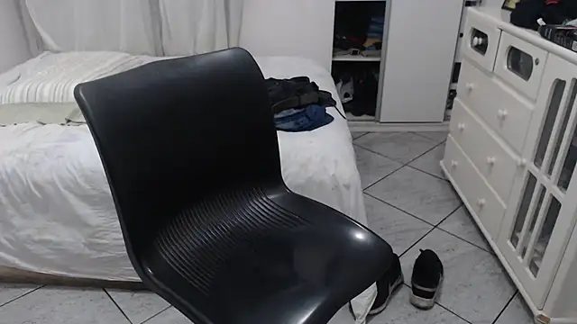 MysterBearMG online show from March 19, 2:05 am