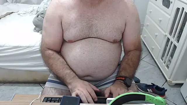 MysterBearMG online show from October 6, 11:13 pm