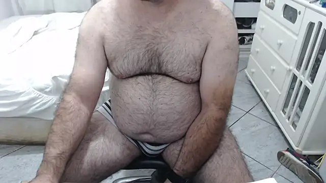 MysterBearMG online show from November 11, 12:10 am