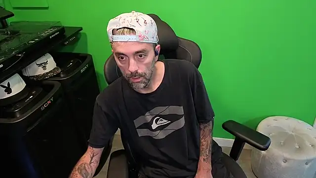 kuruptxxx live online show from November 14, 7:45 pm