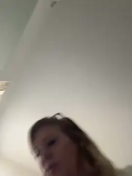 Lexi Shocker online show from February 28, 7:46 pm