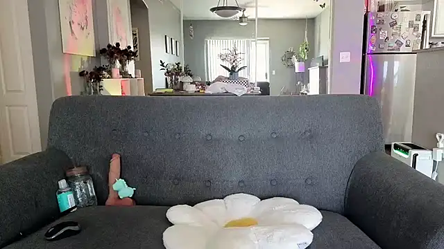 Lexi Shocker online show from March 25, 8:04 pm