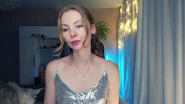 Cuddle Cat online show from December 21, 2:15 pm