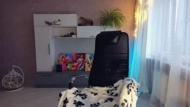 Cuddle Cat online show from February 10, 5:58 am