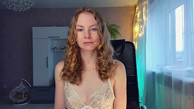 Cuddle Cat online show from March 14, 2:41 pm