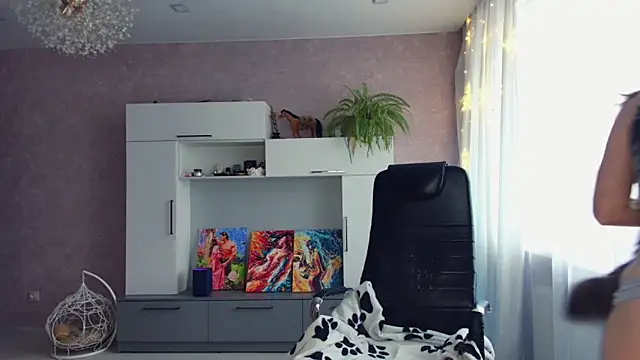 Cuddle Cat online show from March 21, 6:49 am