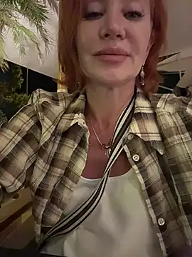 Jullia Moor online show from June 6, 8:13 pm