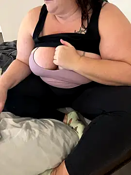 sweeti Em online show from December 20, 5:53 pm