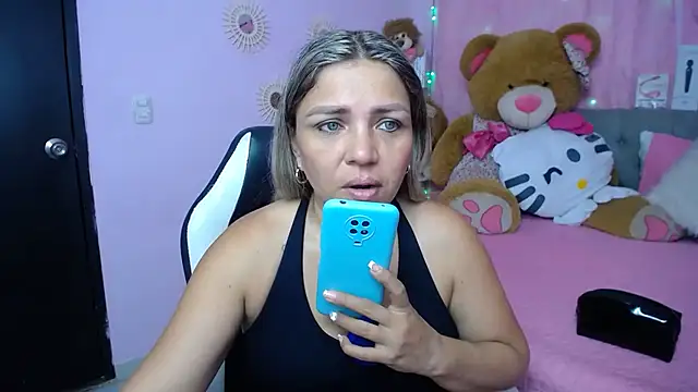 cum bigass online show from November 9, 12:03 pm