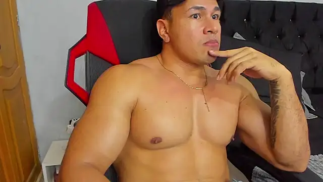 tyler hank01 online show from June 11, 2:53 am