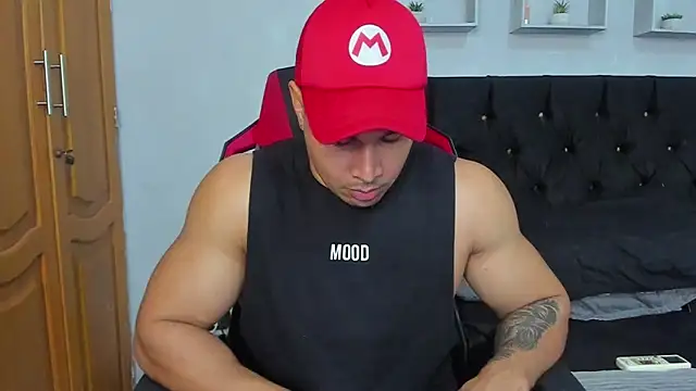 tyler hank01 online show from July 31, 1:38 am