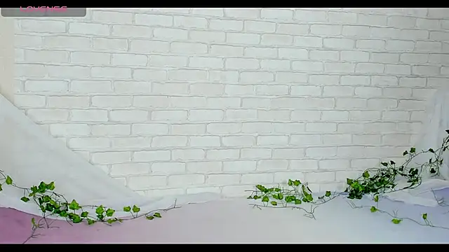 Snapshot of LinaKenny chatting on March 30, 6:31 pm LinaKenny online show from March 30, 6:31 pm