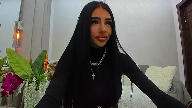 Britney Charm  online show from February 28, 7:20 am