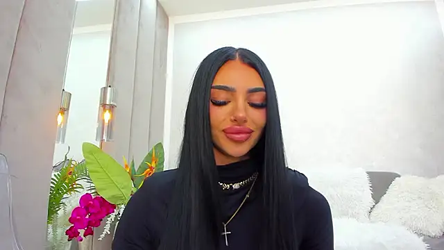 Britney Charm  online show from March 10, 7:35 am