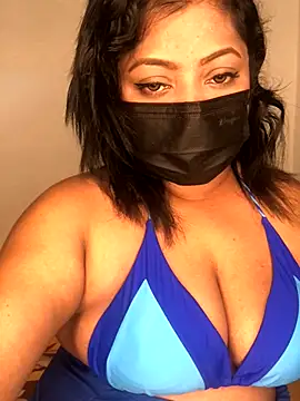  Cute ariana  online show from October 4, 7:50 am