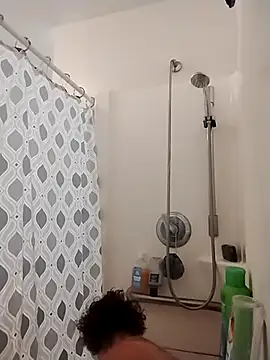 Snapshot of JGRisk chatting on December 2, 1:05 pm JGRisk online show from December 2, 1:05 pm