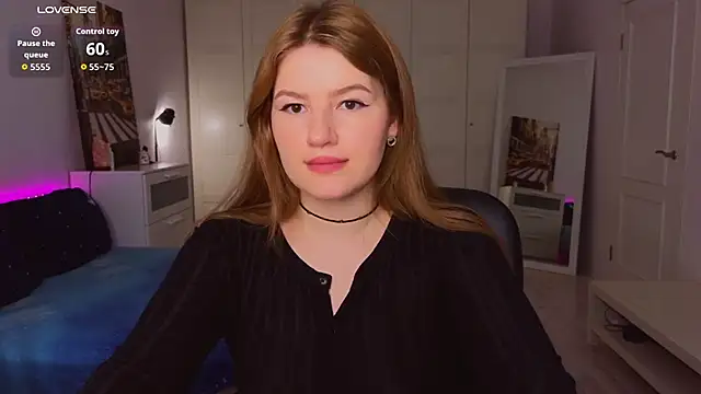 alwaysfrida online show from April 30, 1:28 pm